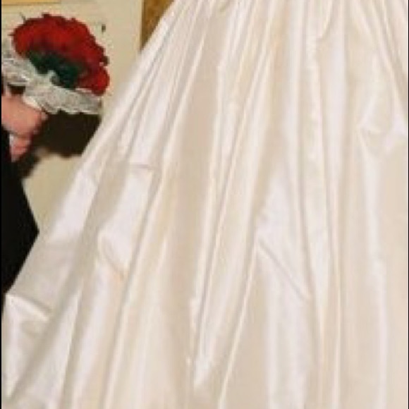 Amsale Wedding Dress (used) - Picture 4 of 10